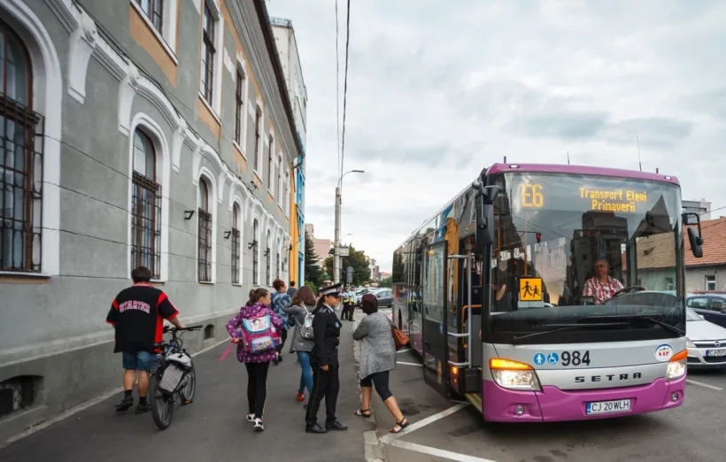 A fost promulgată legea care respinge Ordonanţa 51