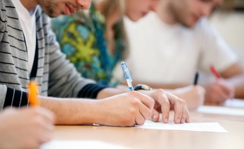 Rectorii solicită OUG în Educaţie!