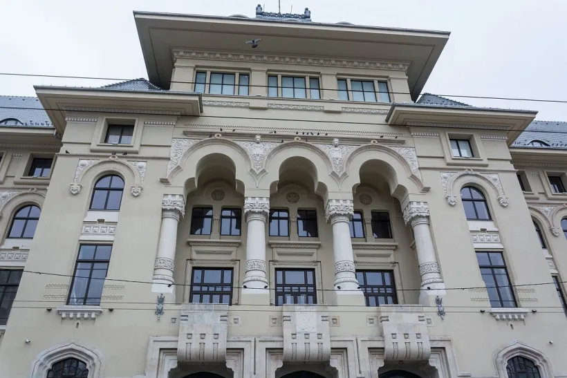 Primăria București anunță că a lansat procedura de atribuire a circa 3.800 de autorizații taxi