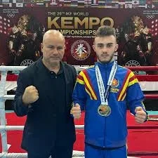 Campionul mondial din Drăgășani, în vizită la Consiliul Județean Vâlcea.