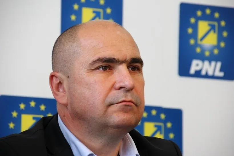 Noi președinți la Senat și Camera Deputaților