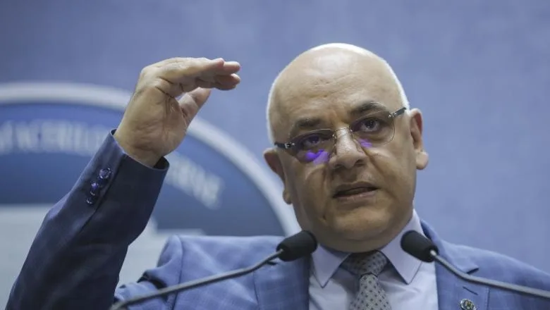 Raed Arafat: Situația infecțiilor cu COVID-19 s-a deteriorat. Numărul cazurilor active a crescut