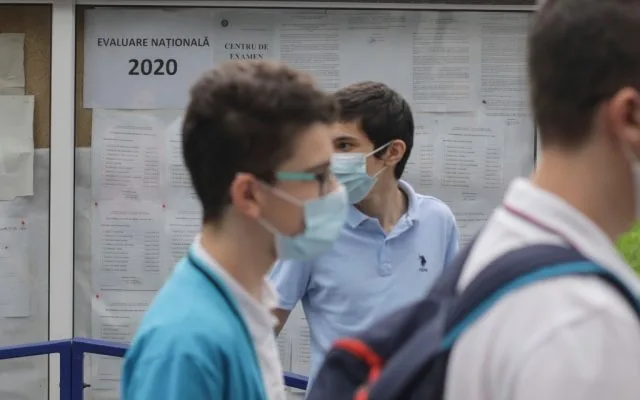 Aproape 200 de elevi nu au putut susține Evaluarea din cauza COVID-19. Ei se aflau în carantină sau în izolare