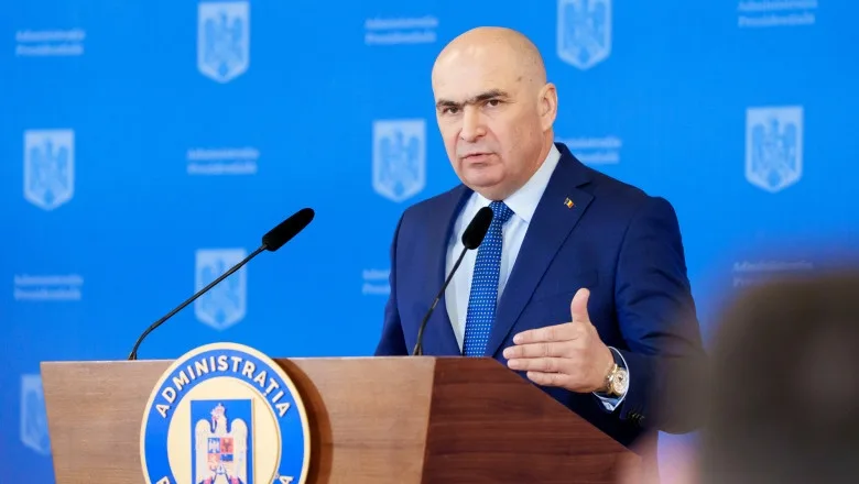 Premierul Bolojan cere „echitate” în protestul magistraților: mai puțină muncă, mai puțini bani