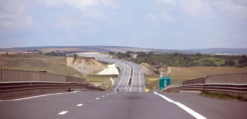 UMB finalizează lucrările la A3 între Zimbor și Poarta Sălajului; asfaltul este așternut pe 10 din cei 12 km ai tronsonului