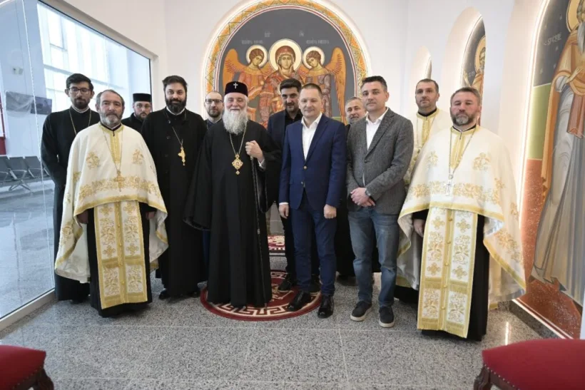 Capela Aeroportului Internațional din Craiova a fost sfințită într-un eveniment comemorativ