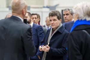 Nicușor Dan: Sprijin pentru comunitatea rom&acirc;nească din Paris și noi proiecte de colaborare