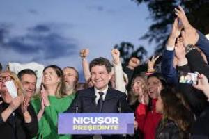 Nicușor Dan: De mâine, la muncă!