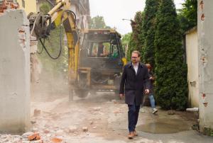 Scandal monstru la Timișoara. Primarul Dominic Fritz a fost amenințat public de membrii unui clan