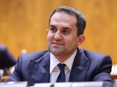 Tensiuni &icirc;n coaliție: Ministru PSD critică politica fiscală a lui Bolojan