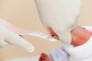 Acord de colaborare între UMF CLUJ și SCJU Sibiu pentru screening neonatal