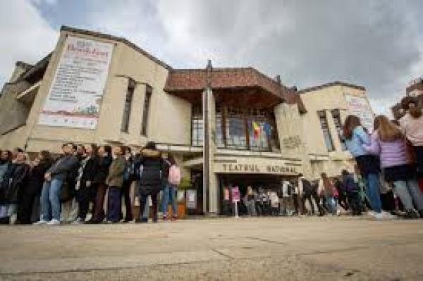 A &icirc;nceput toamna literară la T&acirc;rgu Mureș