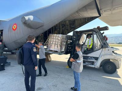Un avion al Forțelor Aeriene Rom&acirc;ne a adus 69 de persoane din Liban