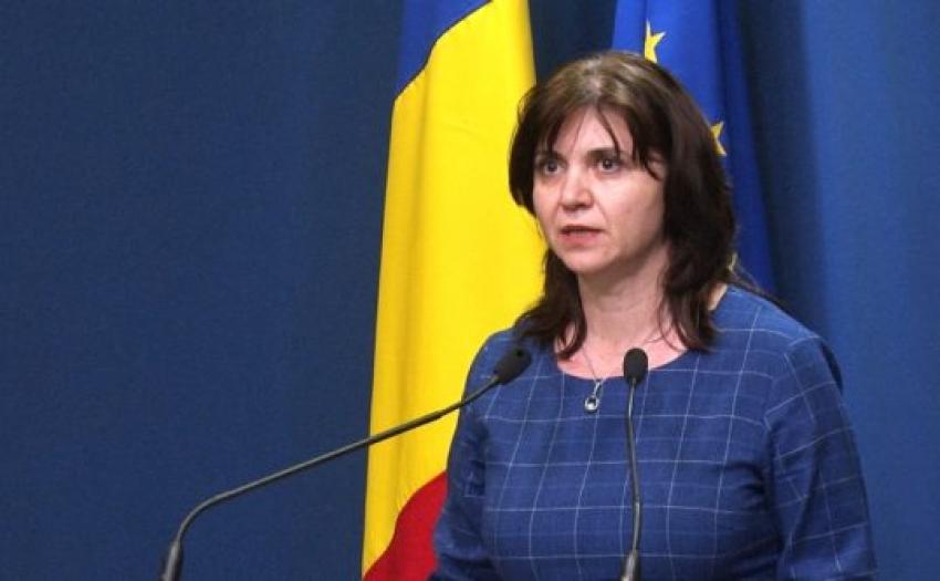 Ministerul Educației solicită școlilor să se pregătească pentru cursuri online