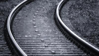 Circulația trenurilor, restricționată pe o magistrală feroviară din sudul țării