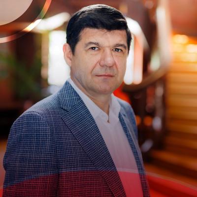 Fotea: Pista de bob suspendat din Pădurea G&acirc;rboavele, aproape gata, urmează instalarea pistei cu pernă magnetică