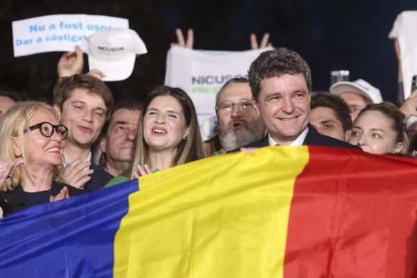 Nicușor Dan despre discuția cu Donald Trump: i-am mulțumit pentru felicitările călduroase și conducerea puternică