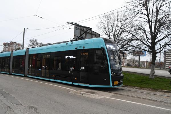 Zece tramvaie &bdquo;cu personalitate&rdquo; vor circula &icirc;n Brăila de la &icirc;nceputul anului viitor