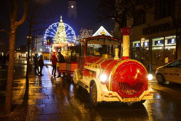 Trenulețul lui Moș Crăciun circulă &icirc;n Cluj-Napoca