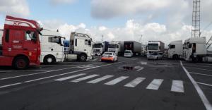 Autoritățile au introdus restricții de circulație pentru camioanele peste 7,5 tone în 14 județe