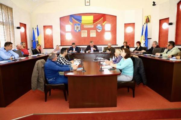 Pentru prima dată &icirc;n Rom&acirc;nia se organizează juriul cetățenilor &icirc;n R&acirc;mnicu V&acirc;lcea.