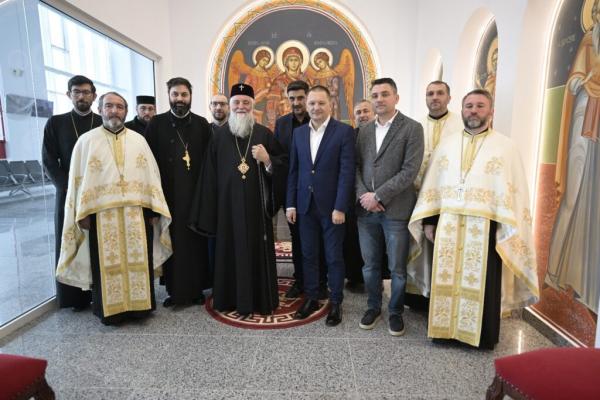 Capela Aeroportului Internațional din Craiova a fost sfințită &icirc;ntr-un eveniment comemorativ