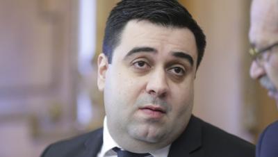 Răzvan Cuc și un om de afaceri, trimiși &icirc;n judecată de DNA pentru mită la RAR