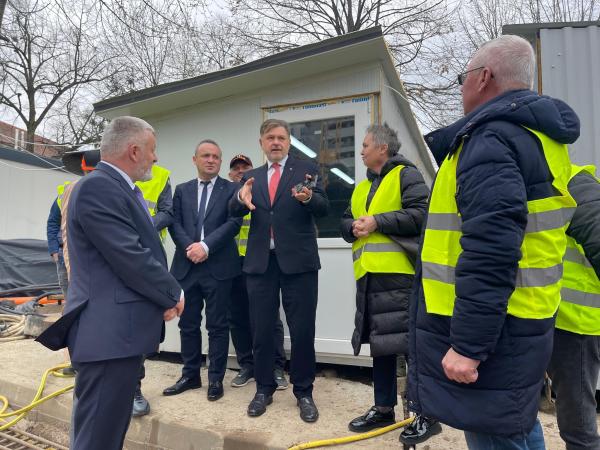 Radioterapie modernă la Pitești &ndash; o investiție majoră pentru sănătatea argeșenilor!