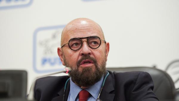 Corturile de campanie ale USR amplasate &icirc;n Sectorul 5 sunt demontate. USR: primarul Piedone va răspunde &icirc;n fața legii