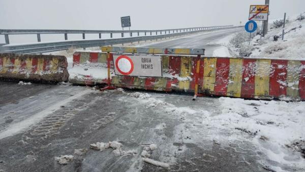 Drumurile spectaculoase ale Rom&acirc;niei, &icirc;nchise pentru iarnă: Transfăgărășanul și Transalpina, nu mai pot fi folosite de luni