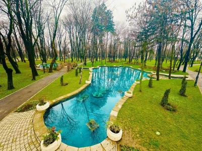 Primarul municipiului Iași, Mihai Chirică: &rdquo;Să fim m&acirc;ndri de Grădina Copou &ndash; una dintre cele mai &icirc;ndrăgite din toată Rom&acirc;nia - și să ne bucurăm de ea!&rdquo;