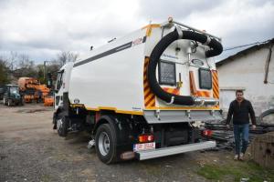 Giurgiu Servicii Publice s-a înnoit cu o automăturătoare