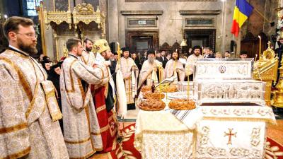 Ceremonii pentru Proclamarea generală a celor 16 sfinți canonizați