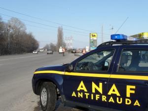 Inspectorii Antifraudă și procurorii DNA au descoperit un prejudiciu de peste 90 milioane de lei în comerțul cu mașini second-hand