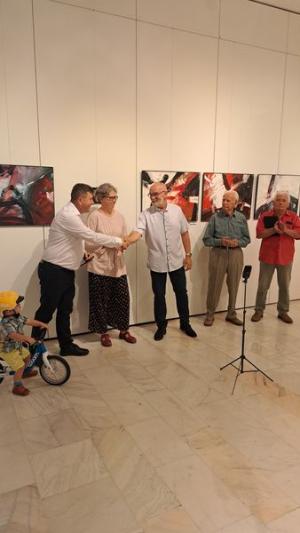 Arta ne conectează! Conexiuni!