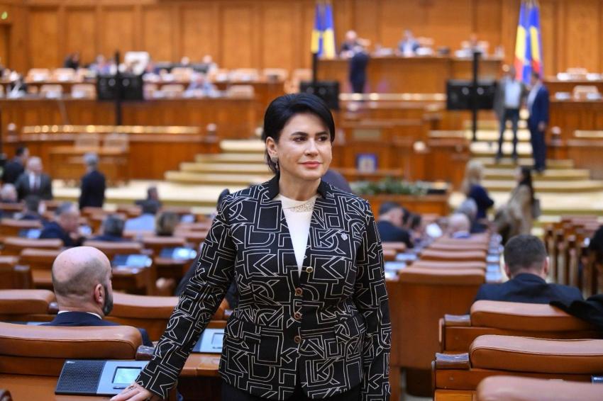 Rapoartele anuale ale ANRE, ASF și ANCOM, analizate în Parlament. Deputatul Viorica Sandu: „Un exercițiu de transparență și responsabilitate”