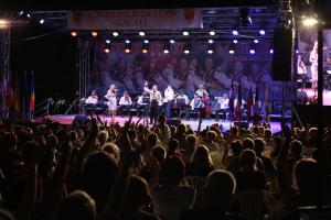 Galațiul, capitala folclorului rom&acirc;nesc. Patru seri de spectacole de excepție