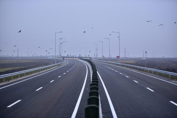 Guvernul a aprobat contractul de finanțare cu BEI, în valoare de 200 de milioane de lei, pentru o nouă secțiune a autostrăzii A3