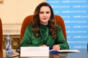 Strategia Națională pentru susținerea părinților a fost aprobată de Guvern