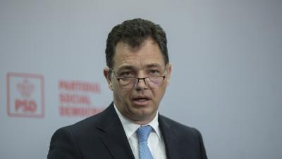 Ministrul Economiei a vizitat o companie care repară motoare de avioane și elicoptere