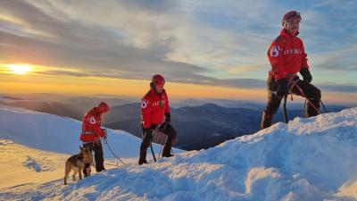 Salvamont: joi,162 de persoane au fost salvate de pe munte, peste 100 au avut nevoie de asistență medicală