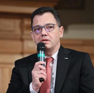 Radu Oprea s-a &icirc;nt&acirc;lnit cu conducerea BlueSpace Technology