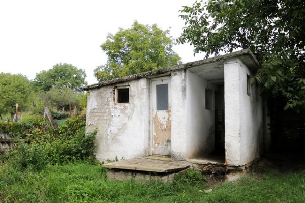 Ministerul Educației: 70 de unități de &icirc;nvățăm&acirc;nt au grup sanitar neconform