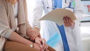 A fost lansat programul destinat pacienților cu cancer mamar din București