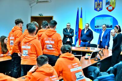 Performanță „istorică” pentru echipa de robotică Eastern Foxes din Ploiești