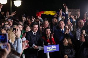 Președintele ales al României: Elaborarea unui plan concret de măsuri pentru reducerea cheltuielilor publice este esențială
