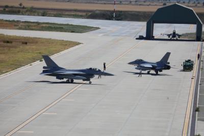 Rom&acirc;nia a primit &icirc;ncă 3 avioane F-16 din Norvegia
