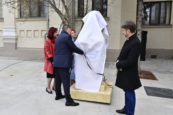 Patrimoniul Craiovei s-a &icirc;mbogățit cu un simbol al luptei pentru identitate națională de pe ambele maluri ale Prutului