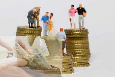 Guvernul ar putea interzice cumulul pensie-salariu &icirc;n cazul angajaților la stat