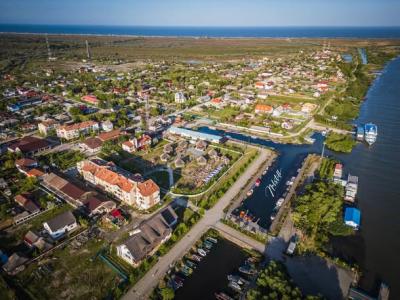 Descoperă frumusețea Deltei Dunării, la Gura de Vărsare a Dunării &icirc;n Marea Neagră